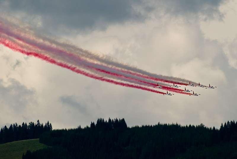 146_AirPower_Turkish Stars na Northrop F-5.jpg
